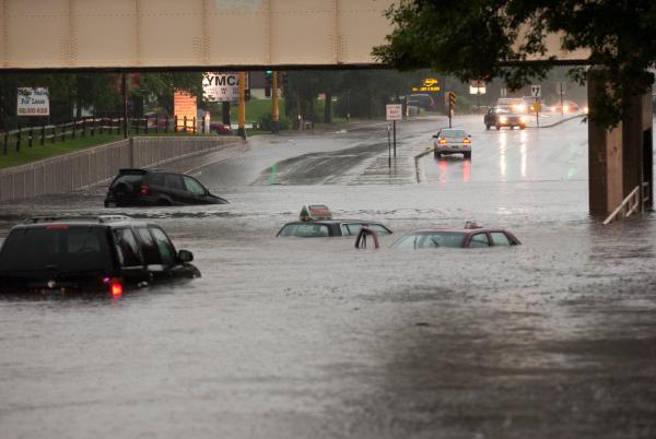 Crystal-MN-Roads-Flooding-Jun-25-2010-06