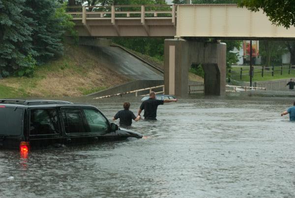 Crystal-MN-Roads-Flooding-Jun-25-2010-09