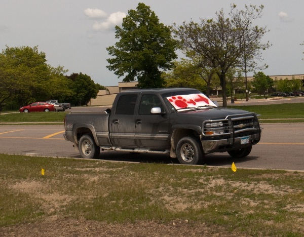 Woofdah's Open House: The truck points towards more parking